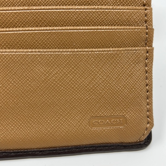 Coach Trifold Wallet - Picture 4 of 4